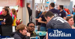 Students and recent graduates: tell us your finest and worst experiences of uni societies